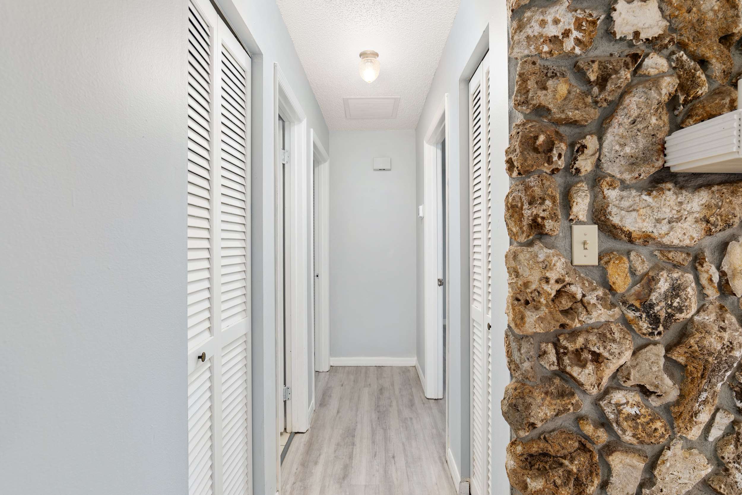 4550 NE 24TH Court, Ocala, FL 34479