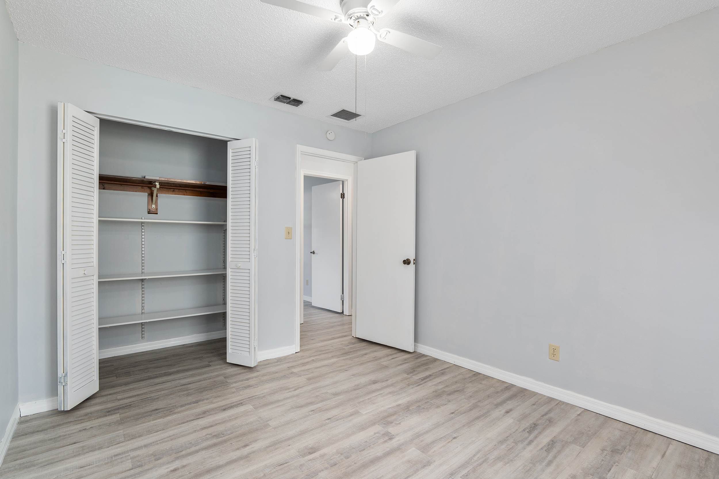 4550 NE 24TH Court, Ocala, FL 34479