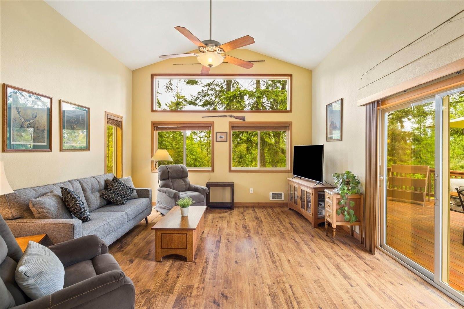 129 Tamarack Woods Drive, Lakeside, MT 59922