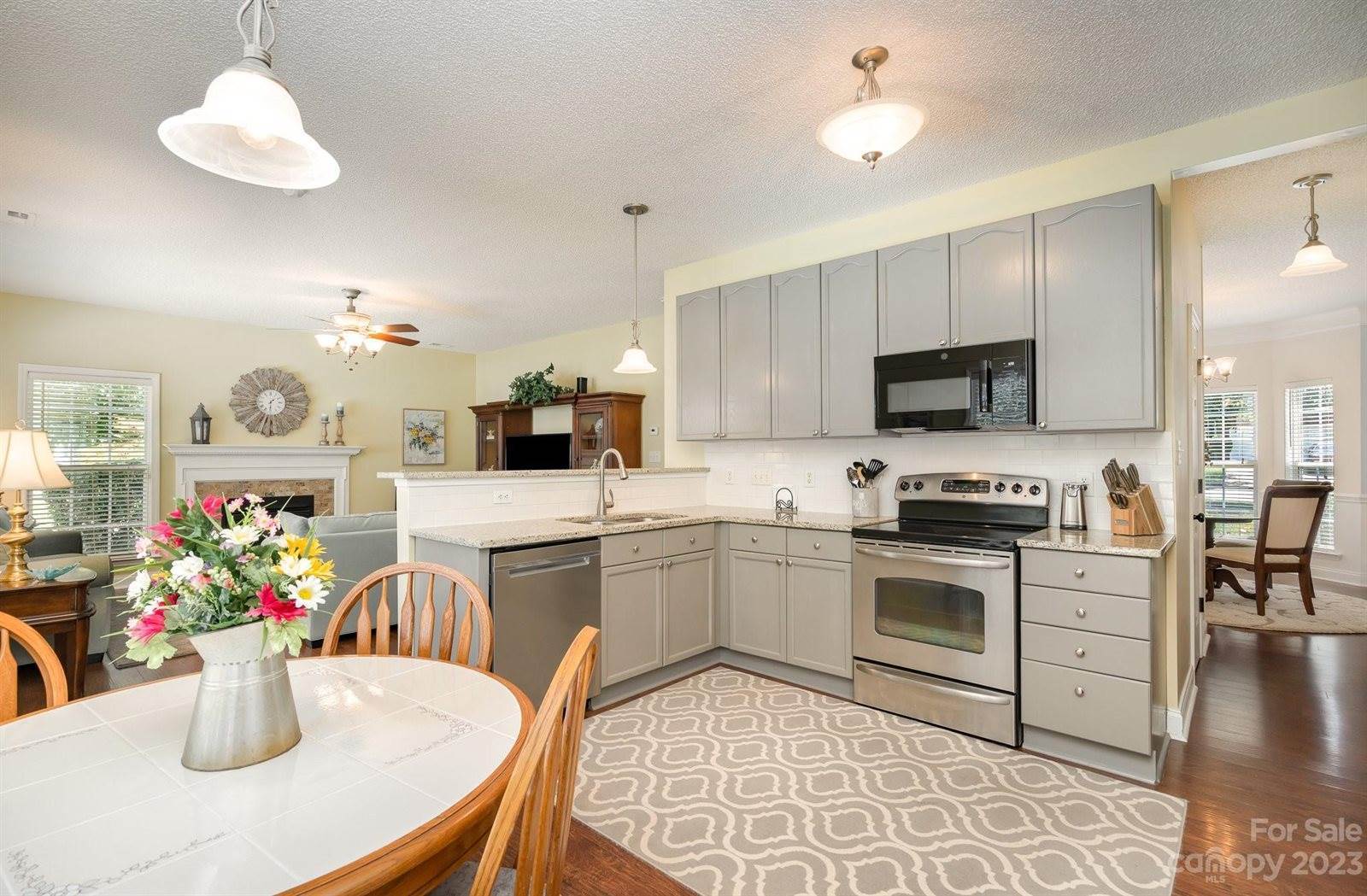 2829 Patten Hill Drive, Matthews, NC 28105