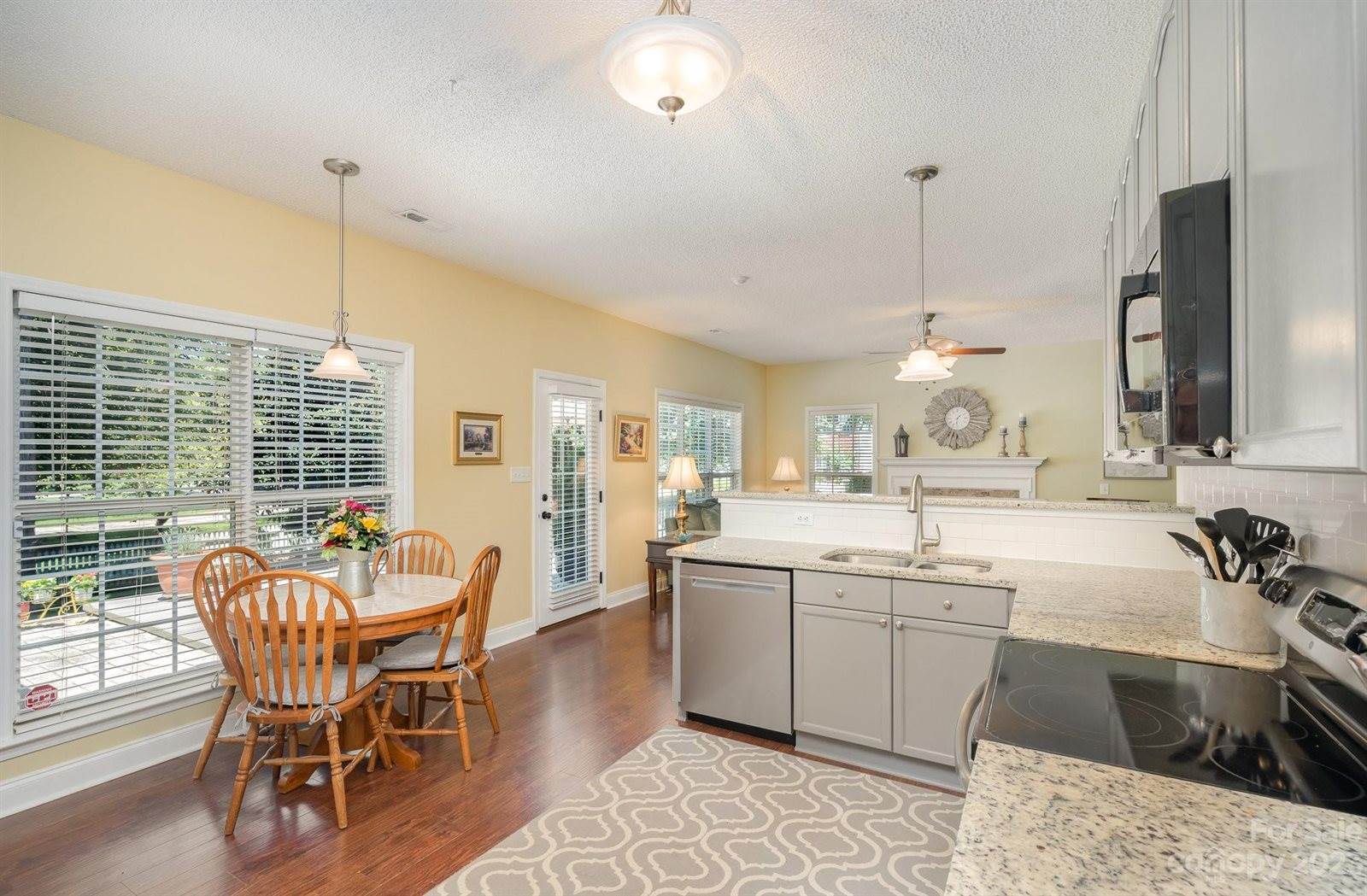 2829 Patten Hill Drive, Matthews, NC 28105