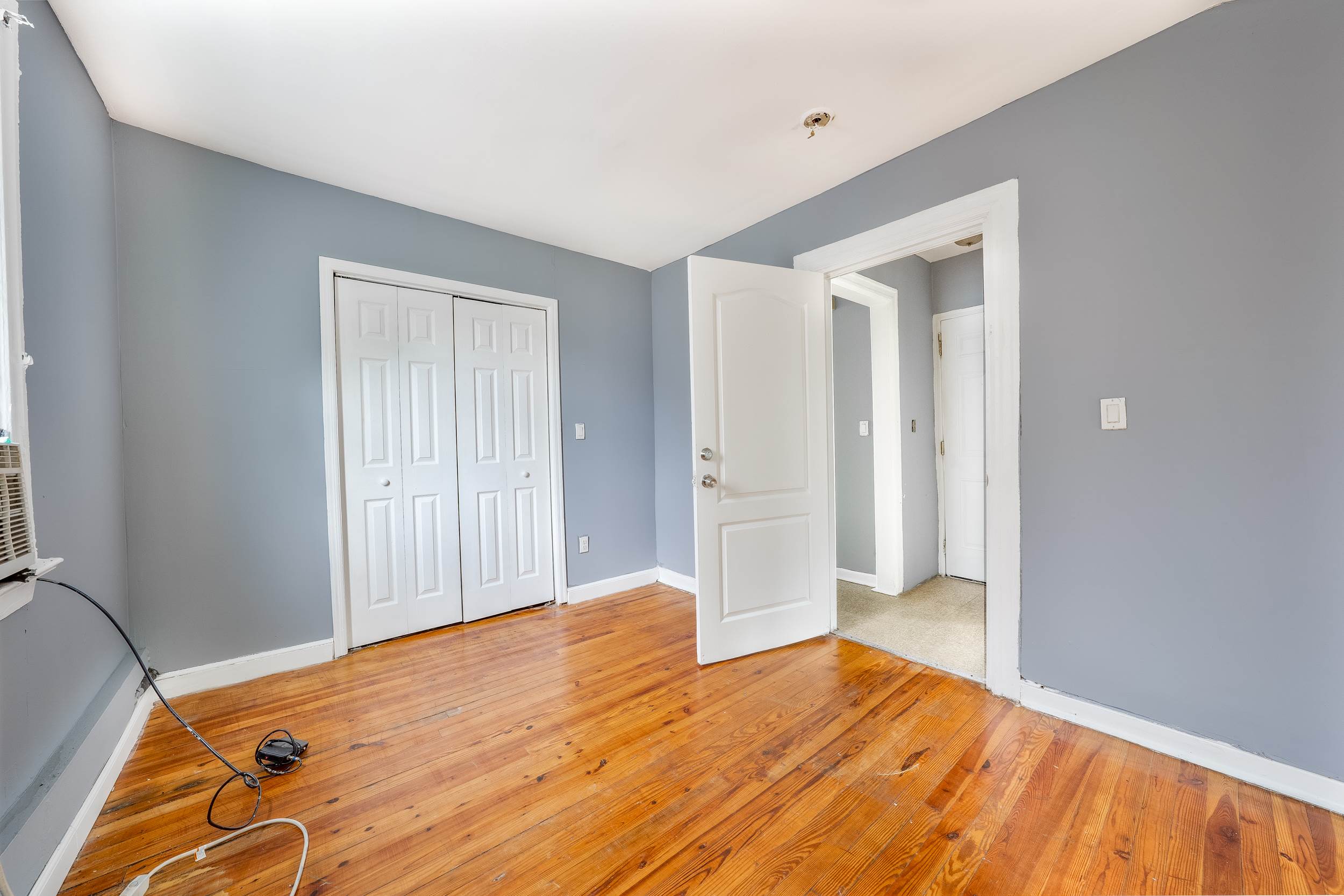 51 Becker Ter, Irvington Township, NJ 07111