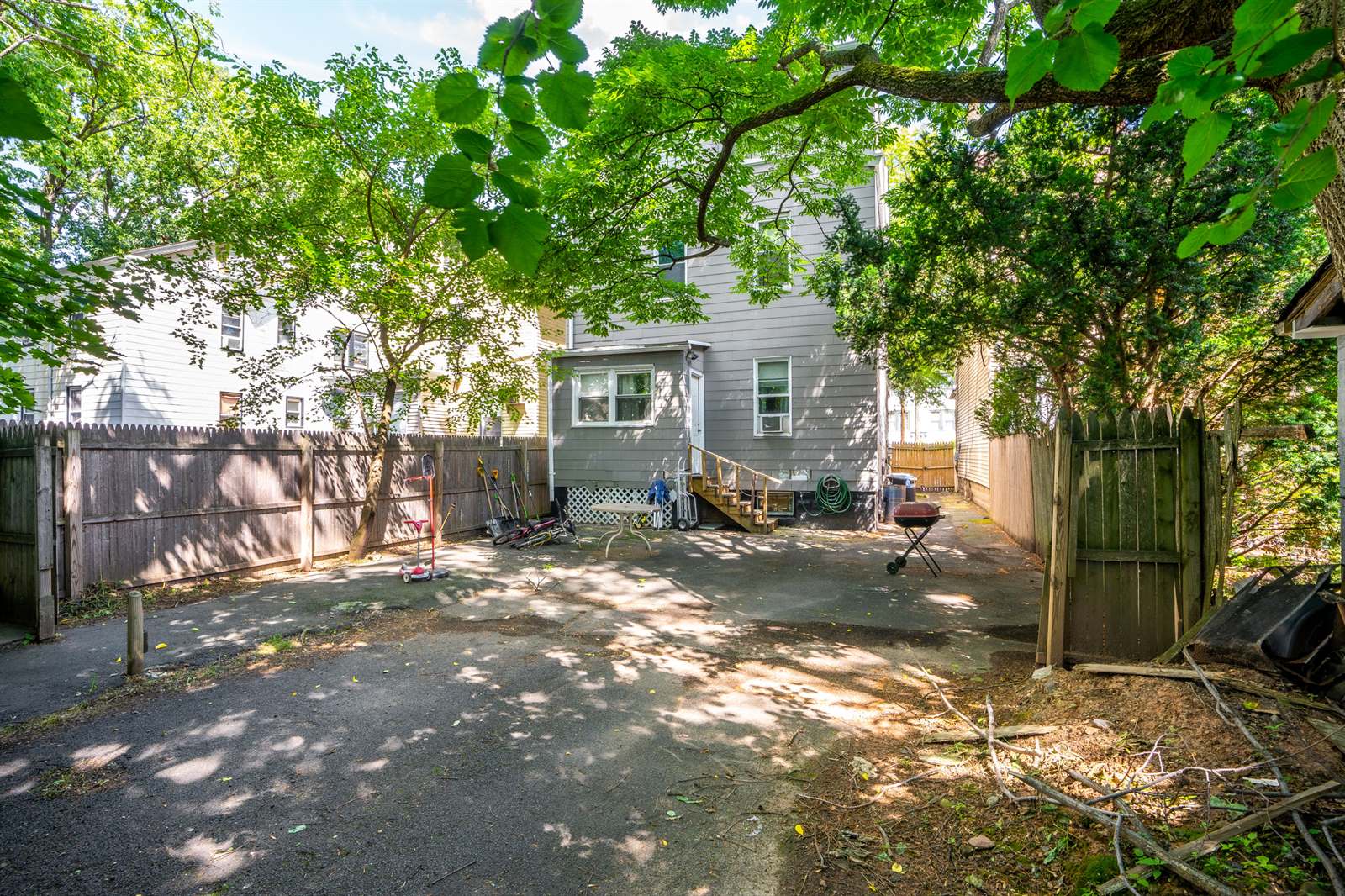 51 Becker Ter, Irvington Township, NJ 07111