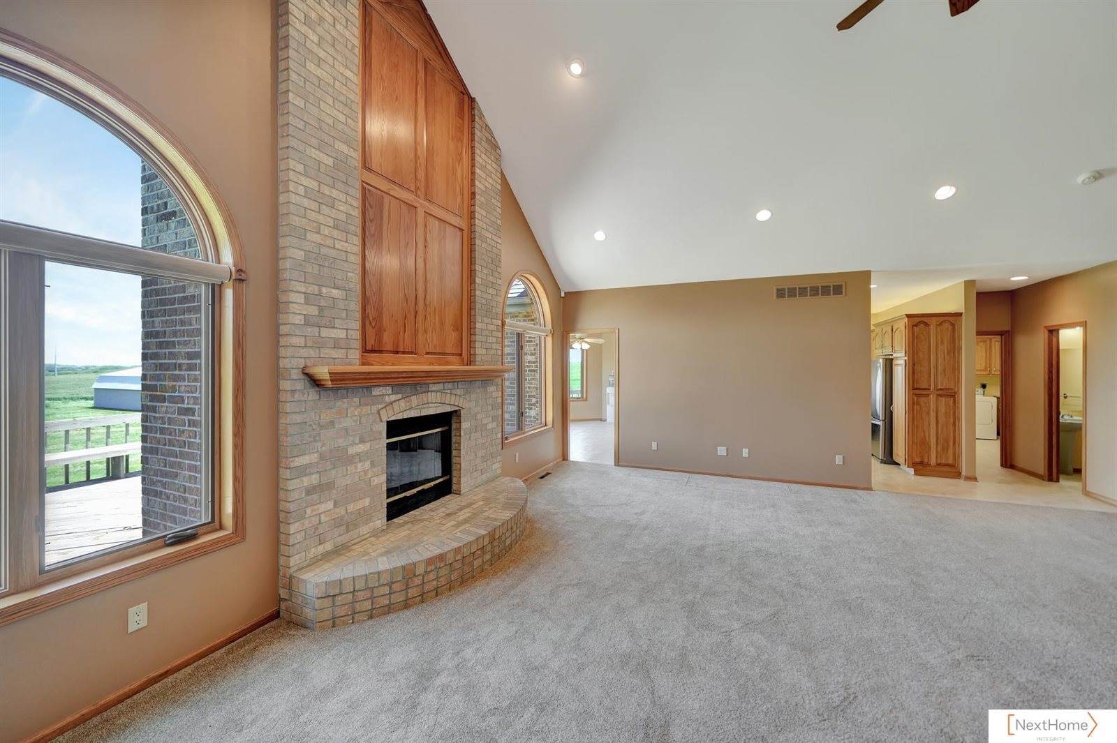 9084 N 14 Street, Lincoln, NE 68531