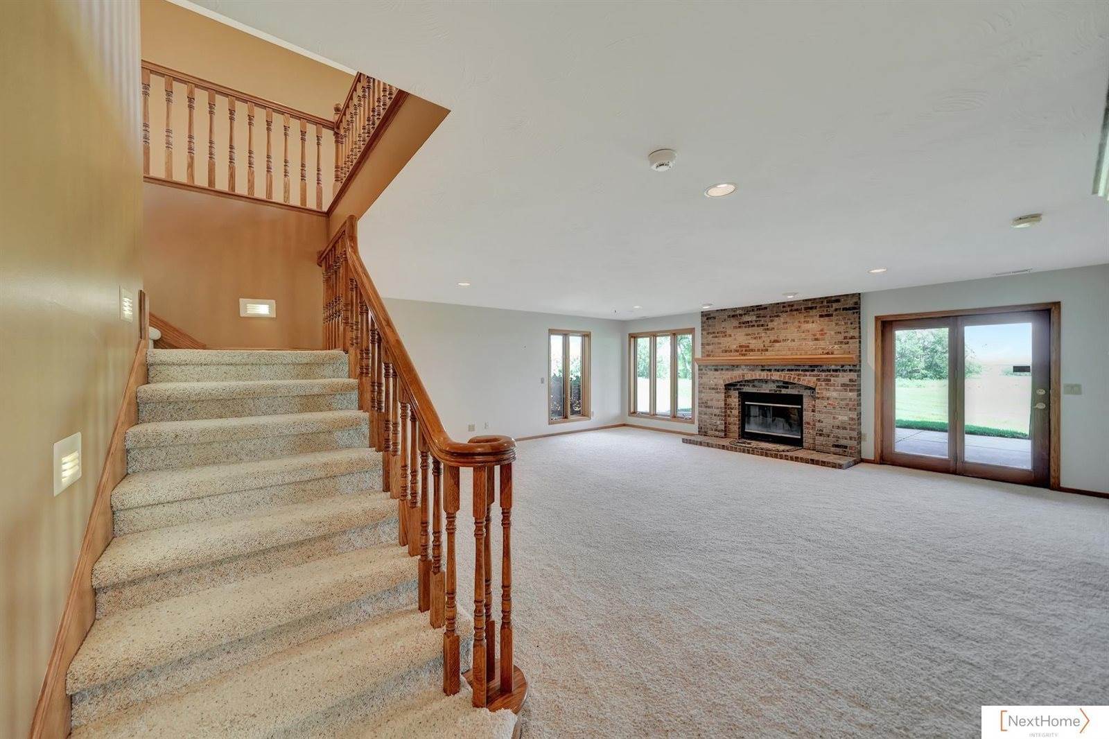 9084 N 14 Street, Lincoln, NE 68531