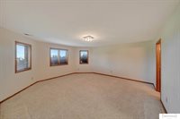 9084 N 14 Street, Lincoln, NE 68531