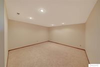 9084 N 14 Street, Lincoln, NE 68531