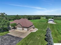 9084 N 14 Street, Lincoln, NE 68531