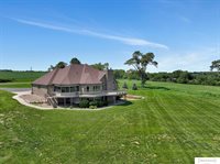 9084 N 14 Street, Lincoln, NE 68531