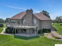 9084 N 14 Street, Lincoln, NE 68531