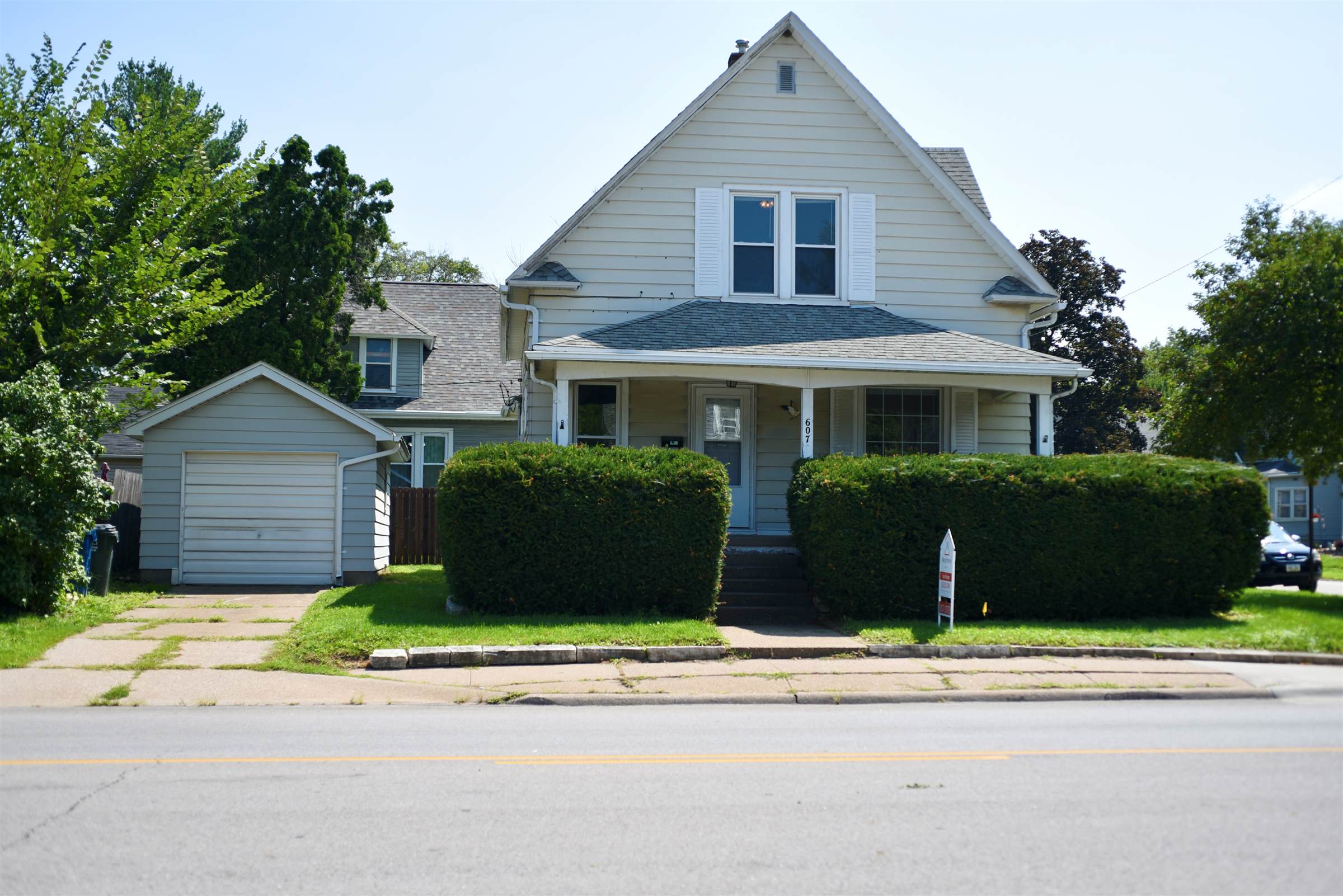 607 Park Avenue, Muscatine, IA 52761