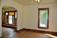 607 Park Avenue, Muscatine, IA 52761