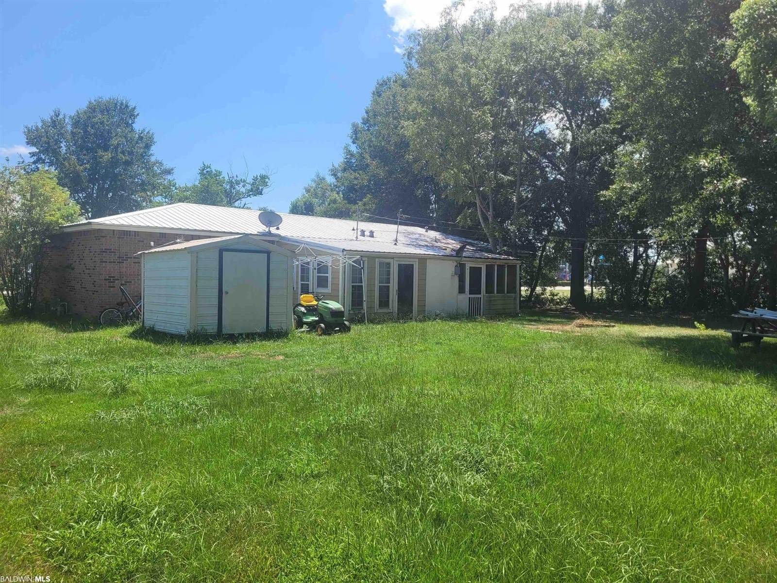 107 East Hamm St, Summerdale, AL 36580