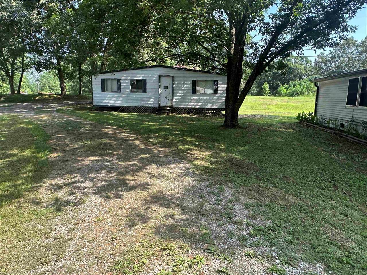 3702 Litt Wilson, Finger, TN 38334