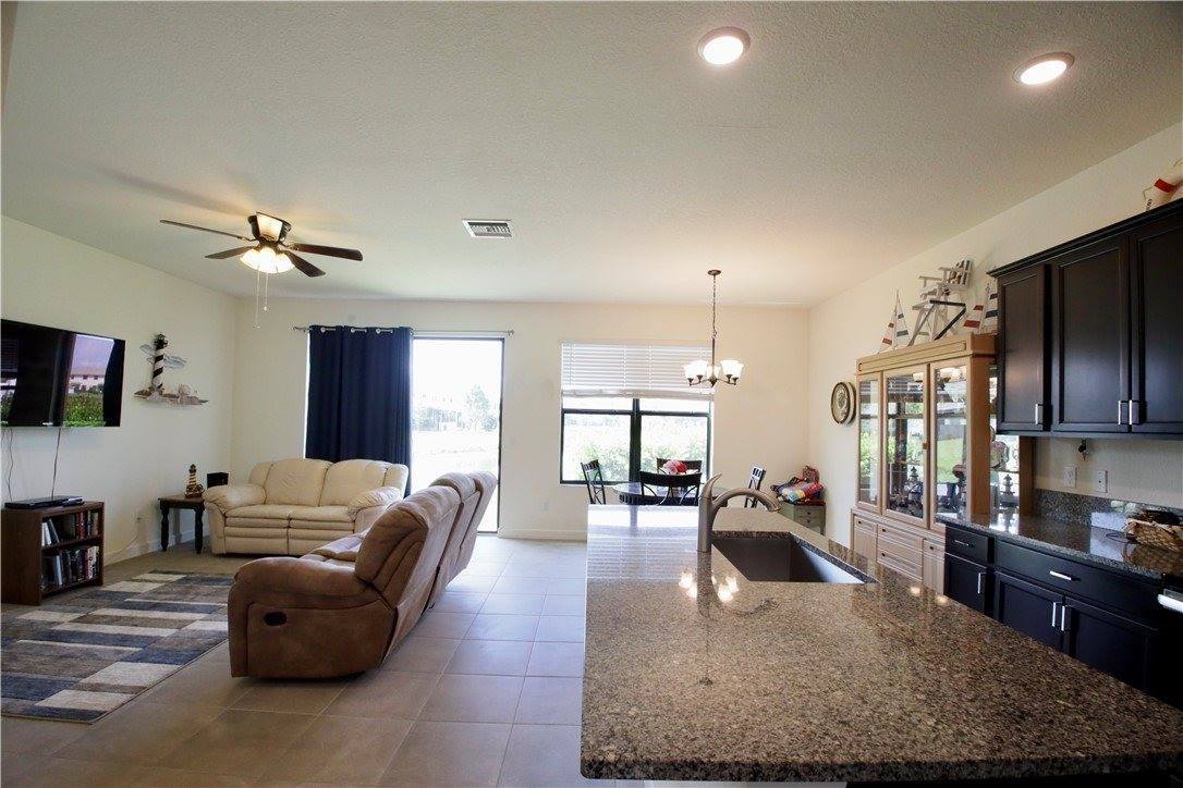 9854 East Villa Circle, Vero Beach, FL 32966