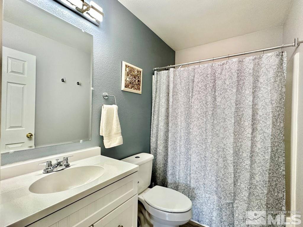 17841 Brushland Dr, Reno, NV 89508