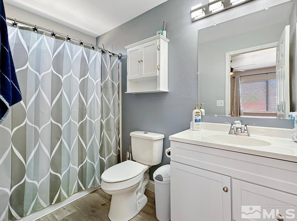 17841 Brushland Dr, Reno, NV 89508