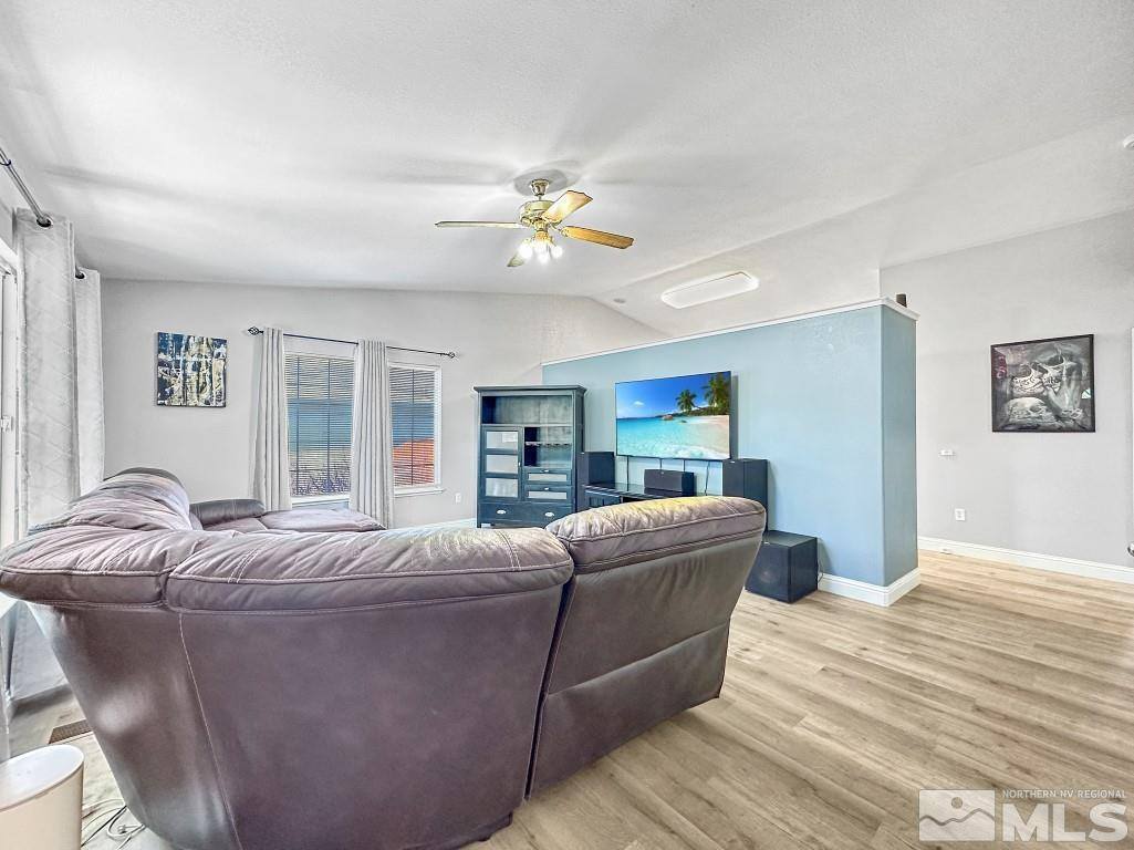 17841 Brushland Dr, Reno, NV 89508