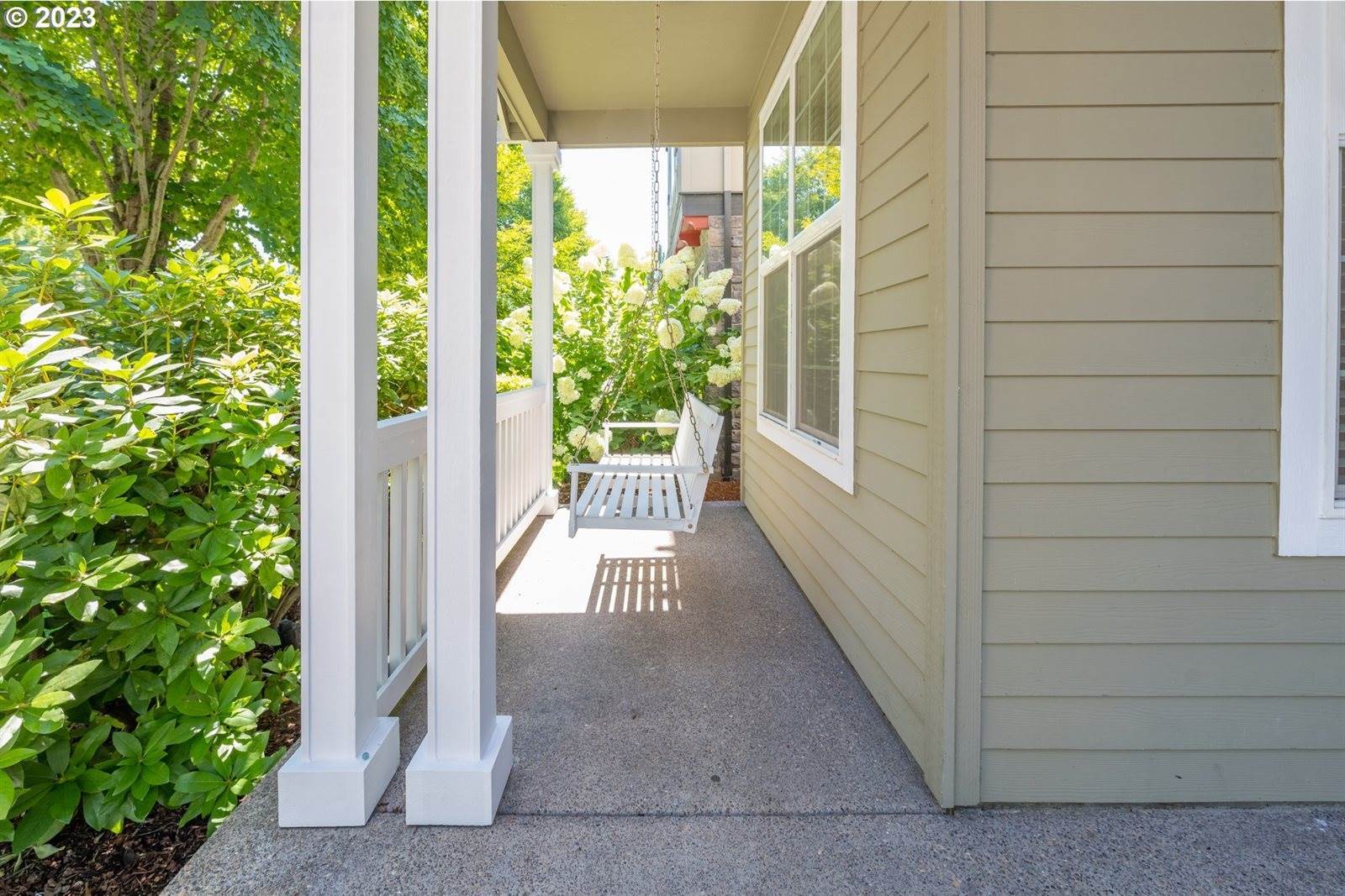1091 SE Portlandia Ave, Hillsboro, OR 97123