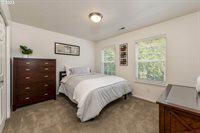 1091 SE Portlandia Ave, Hillsboro, OR 97123