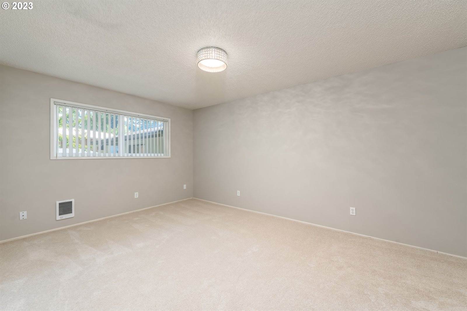 6220 SW 130TH Ave, Beaverton, OR 97008