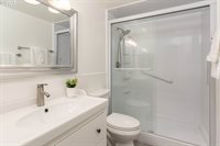 6220 SW 130TH Ave, Beaverton, OR 97008