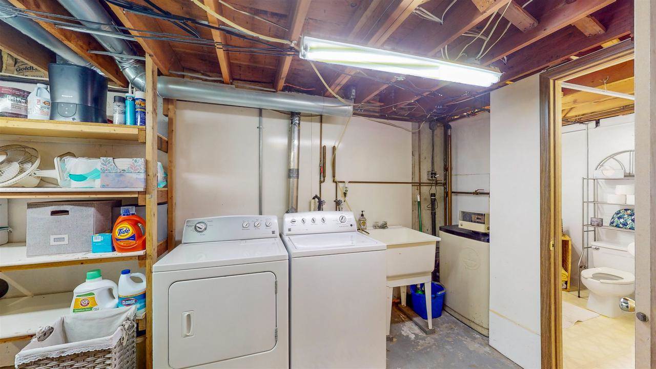 1510 Lindale Lane, Green Bay, WI 54304