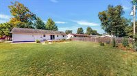 1510 Lindale Lane, Green Bay, WI 54304