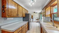 1510 Lindale Lane, Green Bay, WI 54304