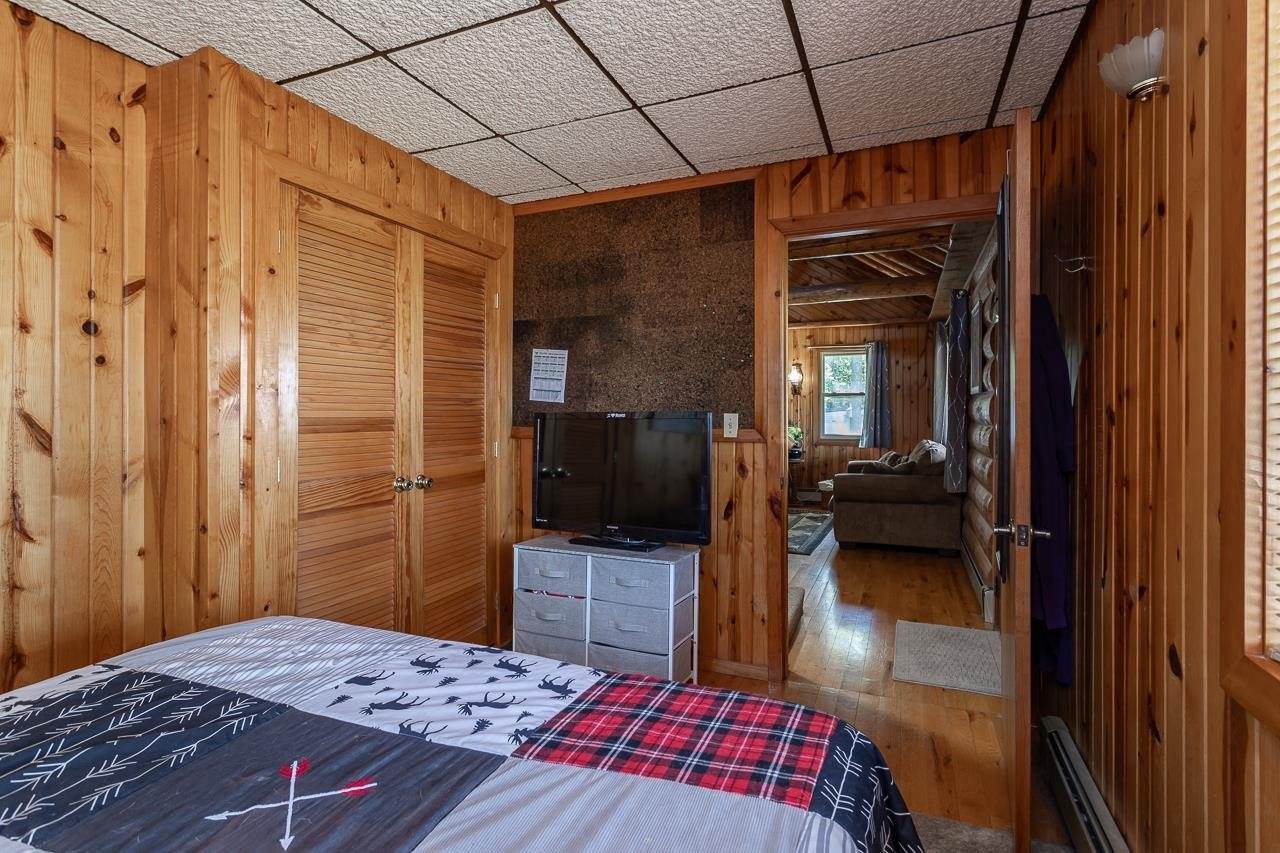 406 State Highway 22, Cecil, WI 54111