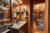 406 State Highway 22, Cecil, WI 54111