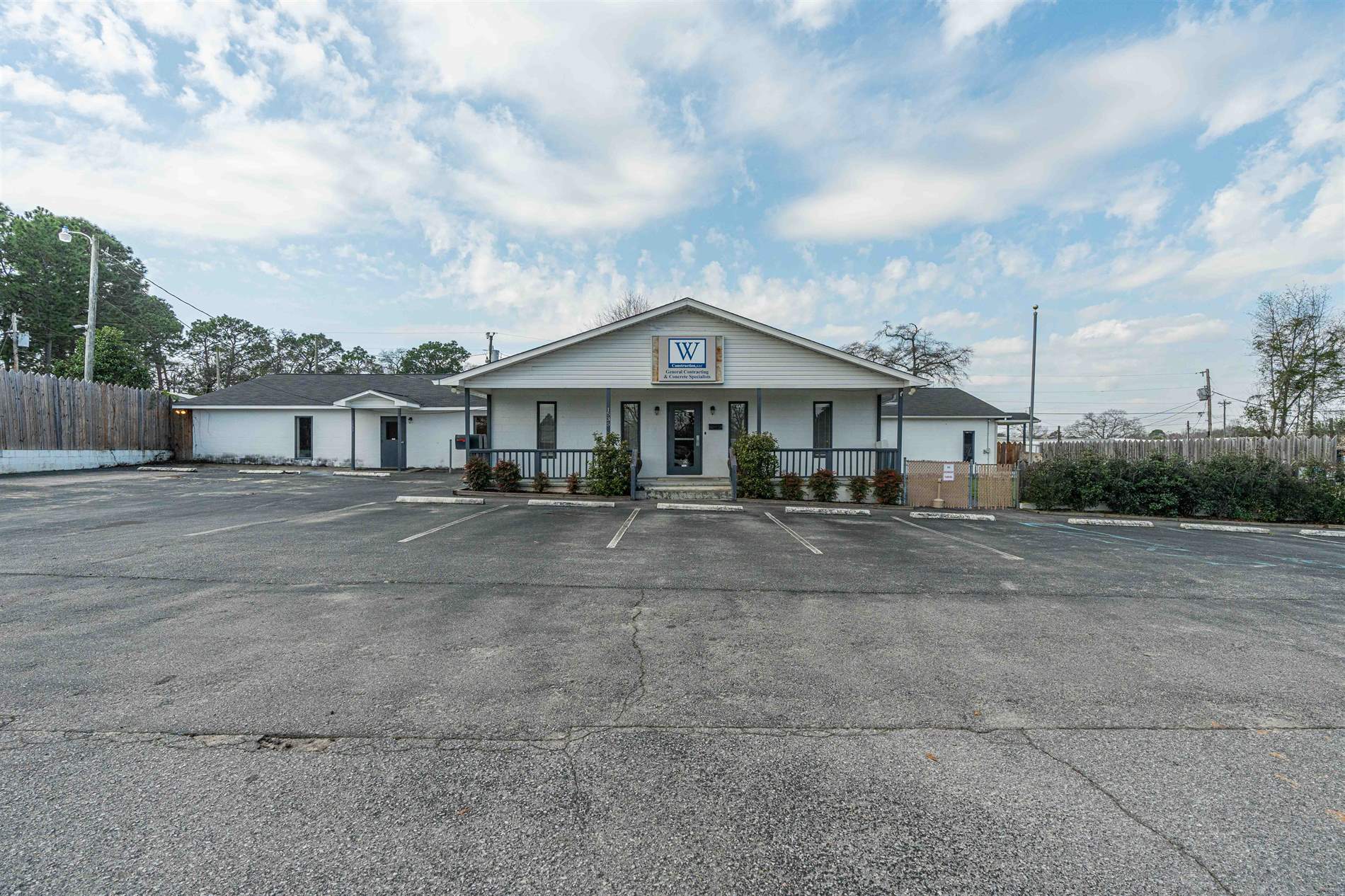 1533 Daniel Rd, West Columbia, SC 29170