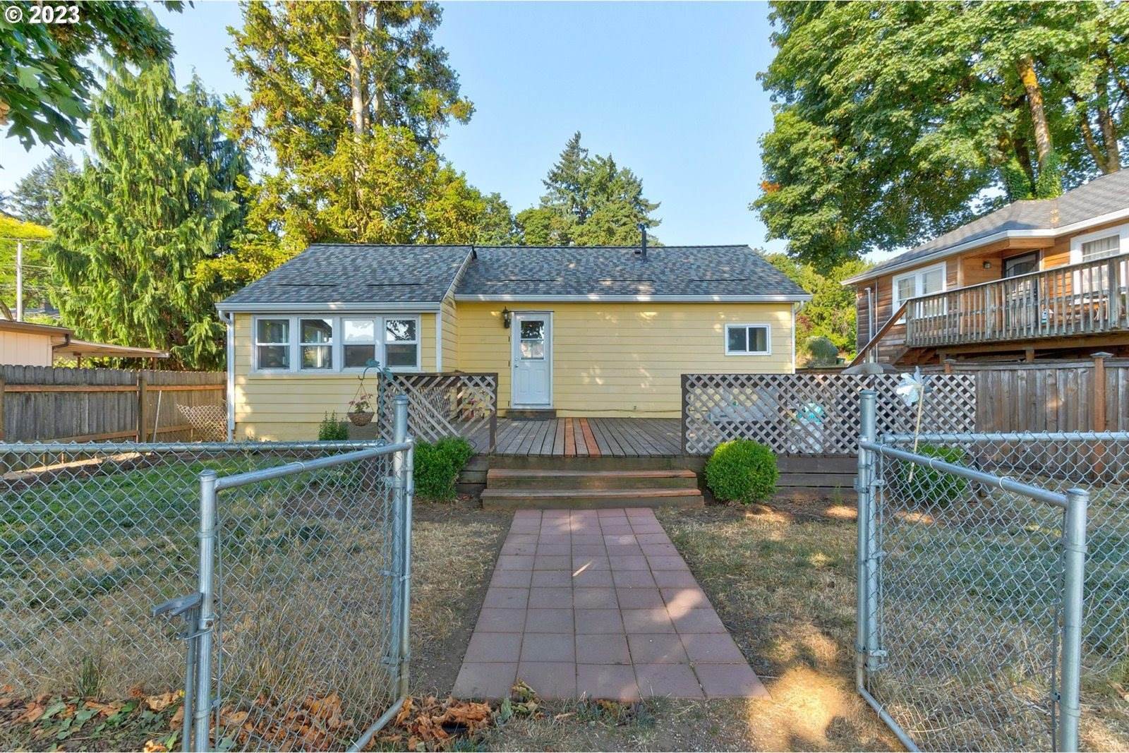 1610 4TH St, ColumbiaCity, OR 97018