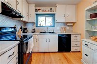 1610 4TH St, ColumbiaCity, OR 97018