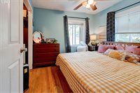 1610 4TH St, ColumbiaCity, OR 97018