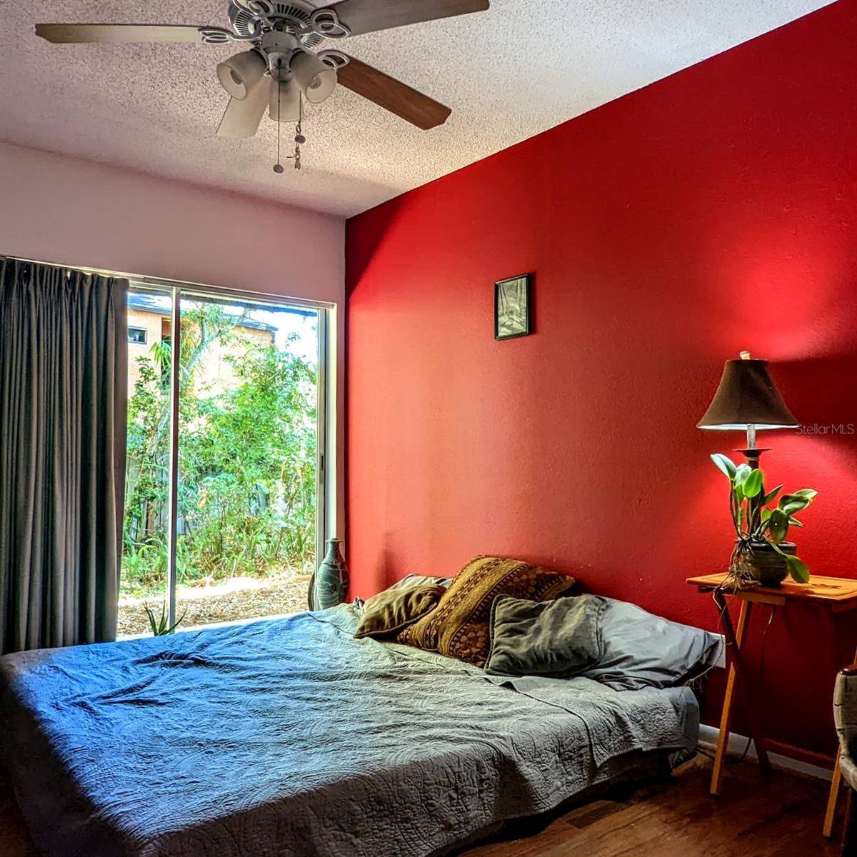 1320 Serpentine Drive South, Saint Petersburg, FL 33705