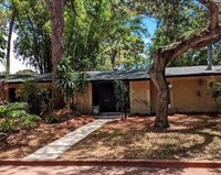 1320 Serpentine Drive South, Saint Petersburg, FL 33705