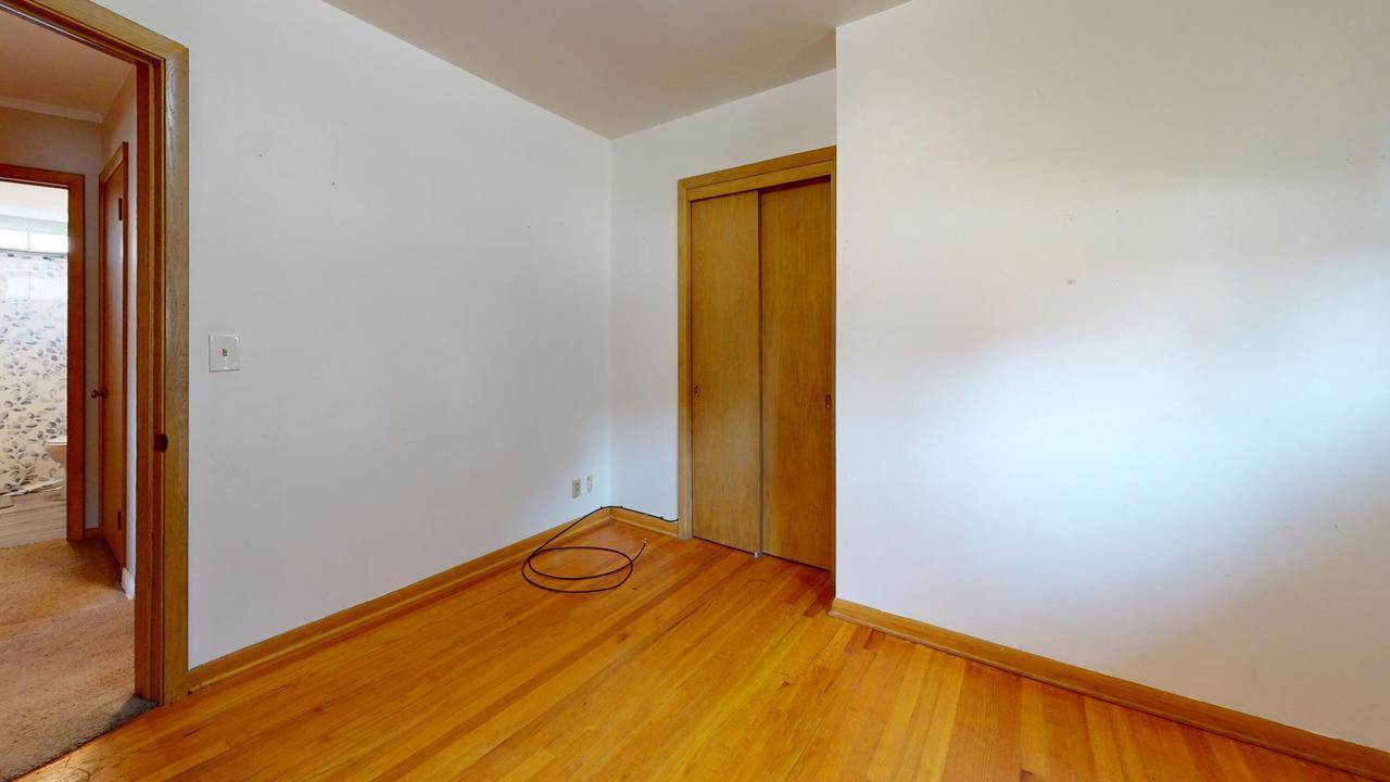 7824 W Verona COURT, Milwaukee, WI 53219