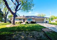 7824 W Verona COURT, Milwaukee, WI 53219