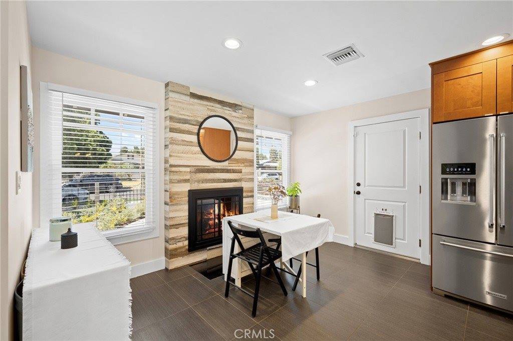 9956 Delco Avenue, Chatsworth, CA 91311