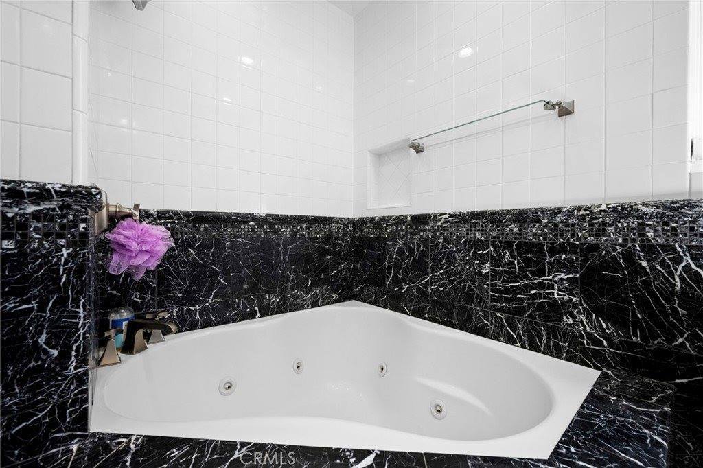 9956 Delco Avenue, Chatsworth, CA 91311