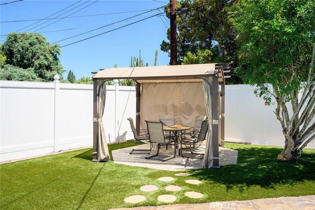 9956 Delco Avenue, Chatsworth, CA 91311