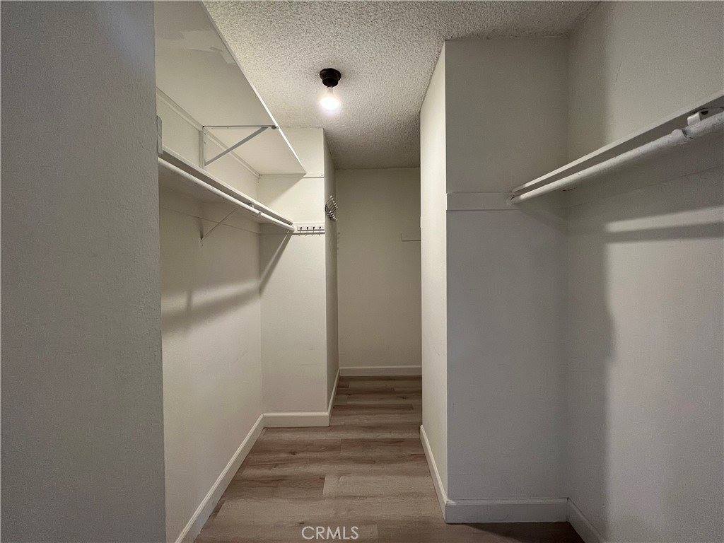 10142 Samoa Avenue, Tujunga, CA 91042