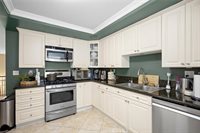 10142 Samoa Avenue, Tujunga, CA 91042