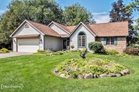 9038 Twin Oaks Court, Flushing, MI 48433