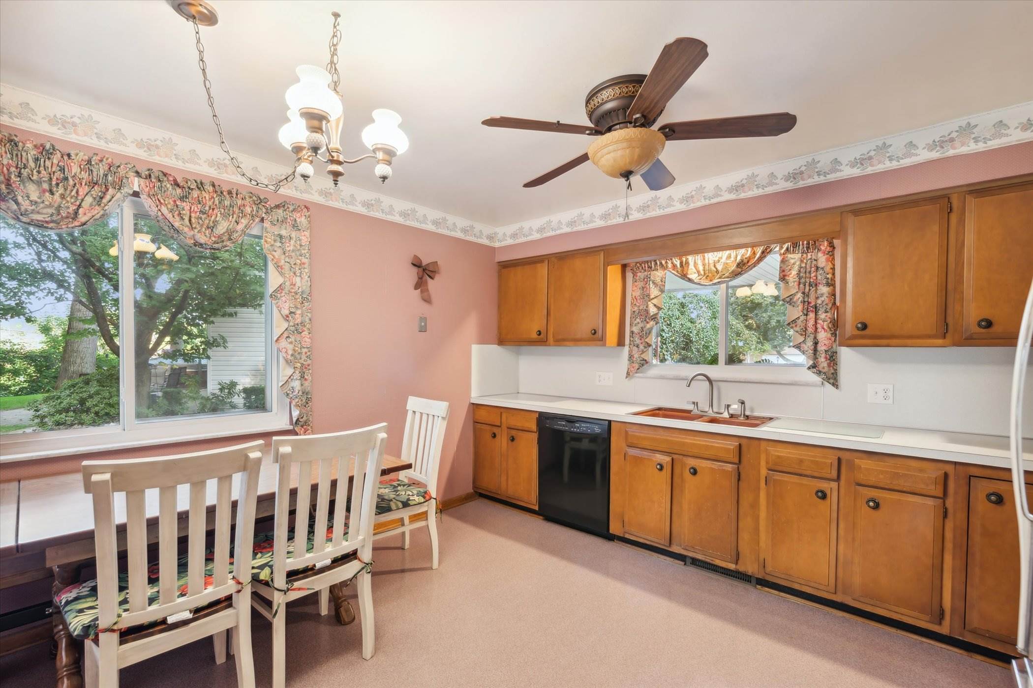 6155 Dellwood Drive, Toledo, OH 43613