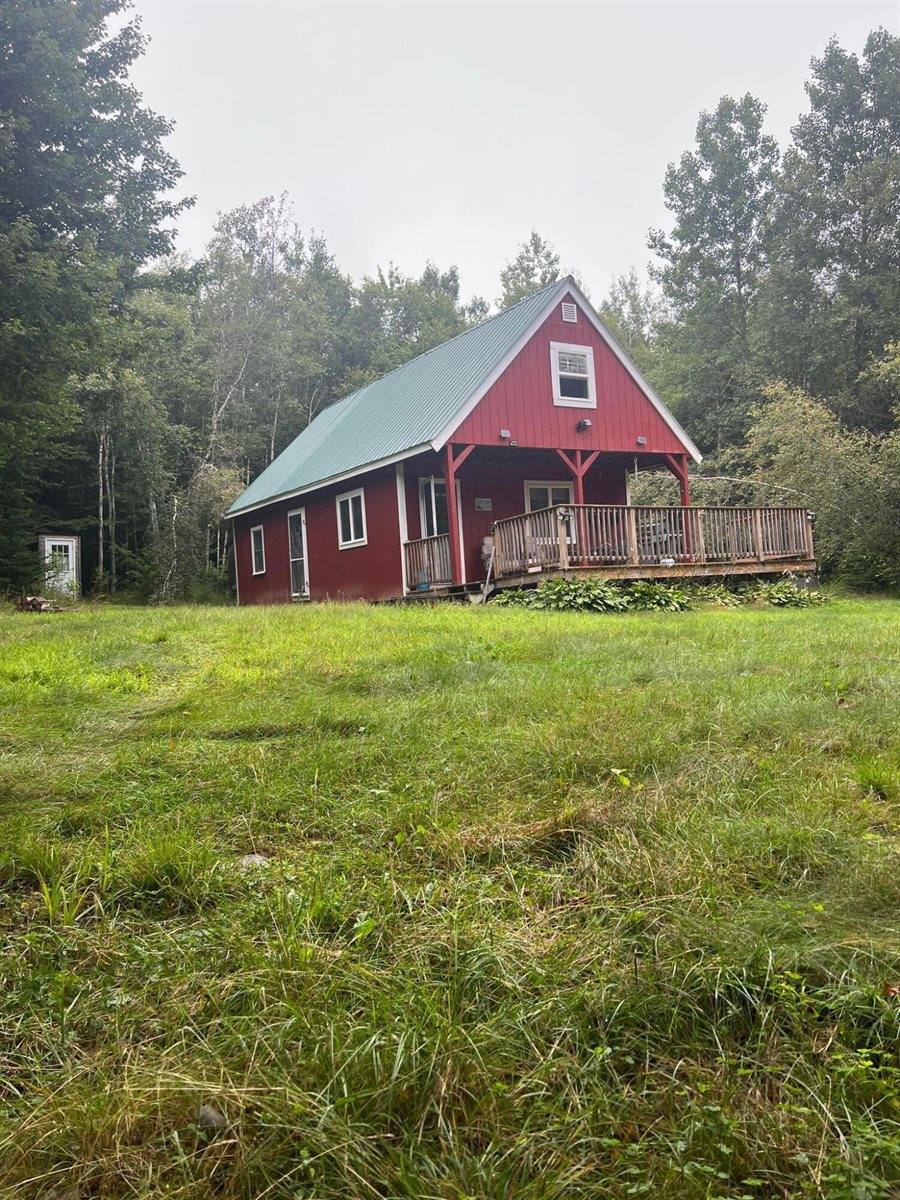 1600 Dipper Pond Road, Carroll Plt, ME 04487