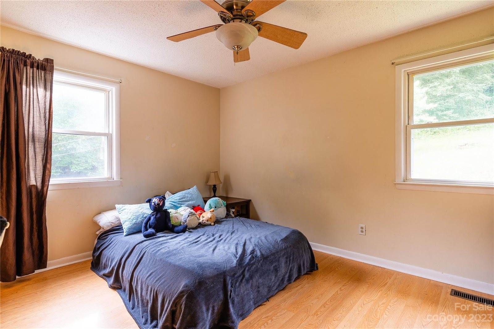 351 North Fork Road, Barnardsville, NC 28709