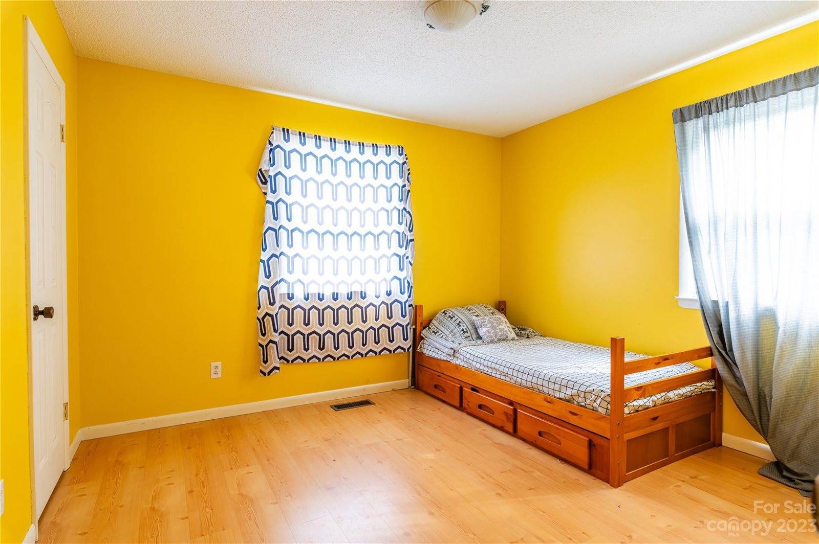 351 North Fork Road, Barnardsville, NC 28709