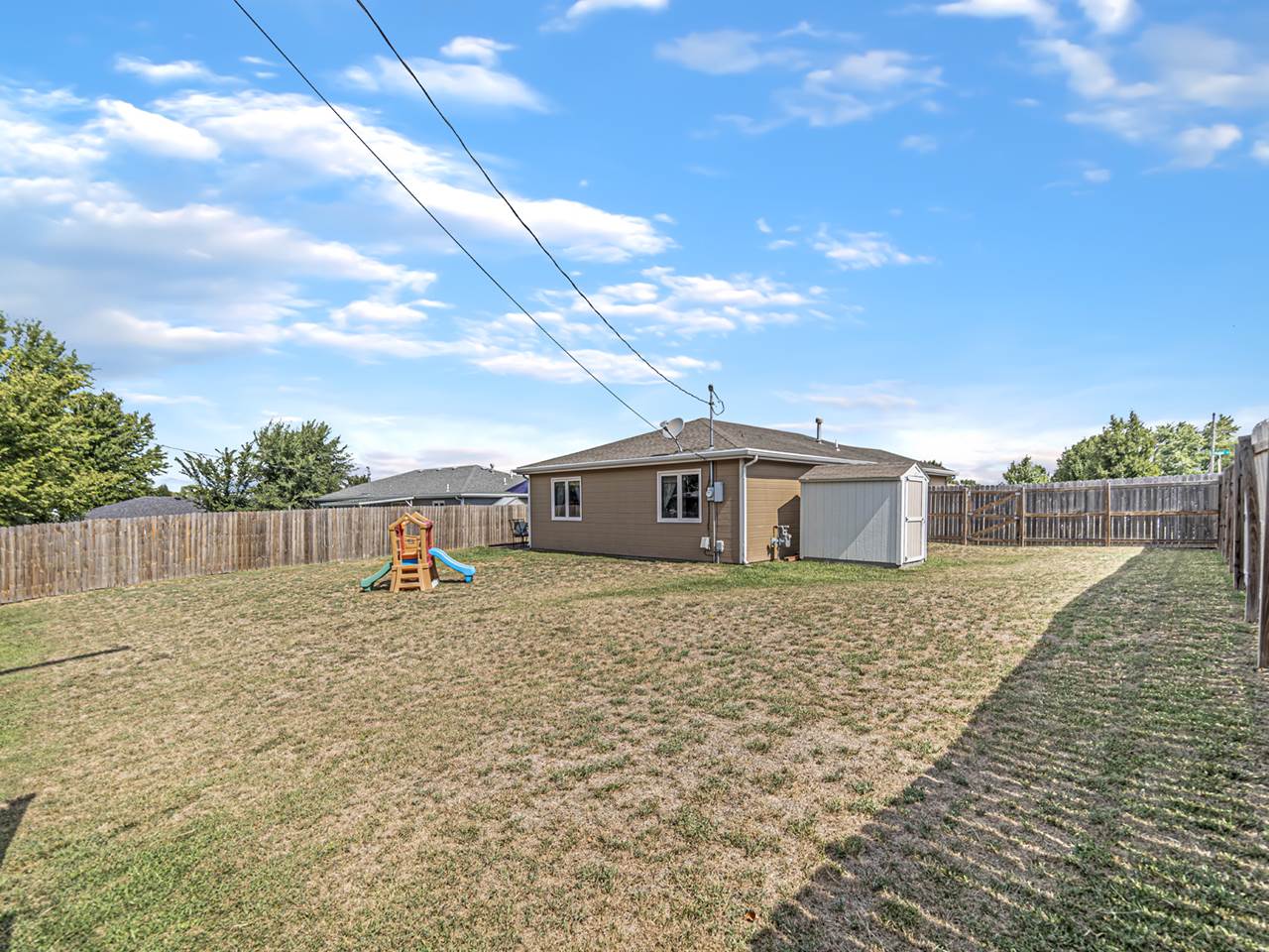 400 Palomino Lane, Ogden, KS 66517